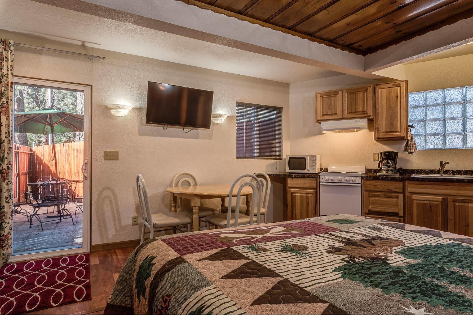 Doc'S Cottages South Lake Tahoe Stateline Εξωτερικό φωτογραφία
