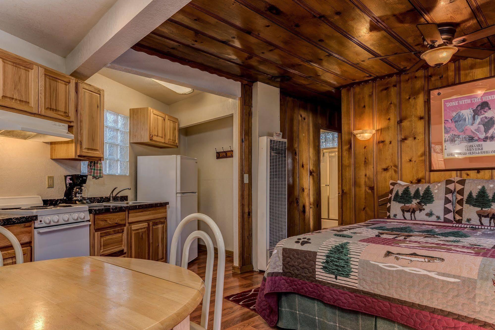 Doc'S Cottages South Lake Tahoe Stateline Εξωτερικό φωτογραφία